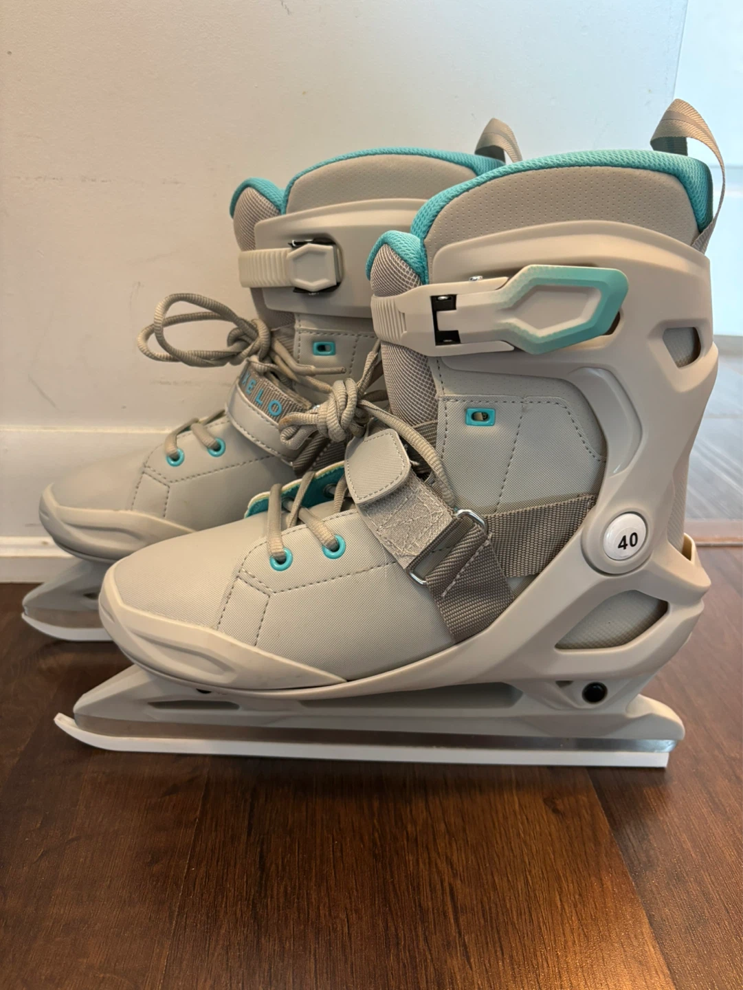 OXELO Ice Skates Size 40