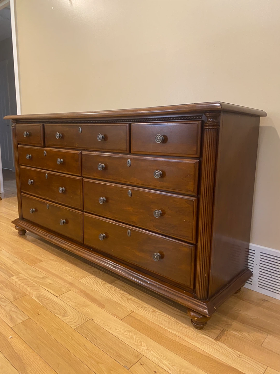 Beautiful Cherry Wood 9 Drawer Dresser (CAN DELIVER) - photo 2