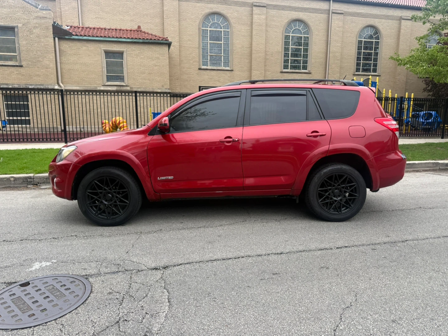 TOYOTA RAV-4 2010 - photo 4