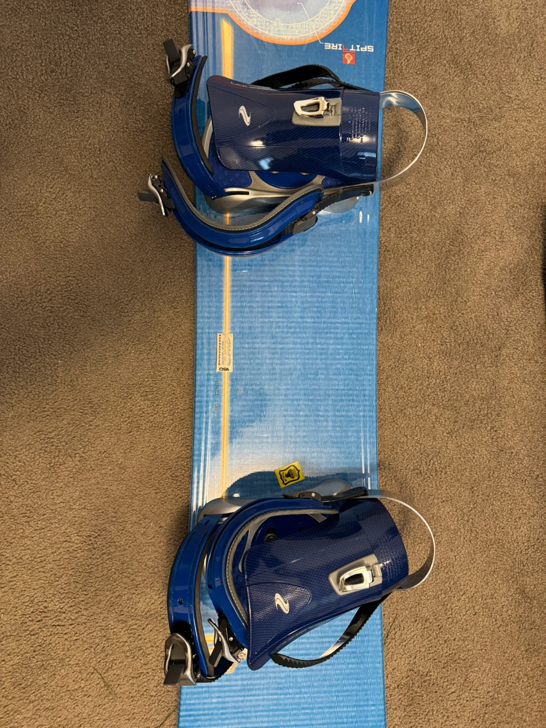 K2 Snowboard with bindings + carry bag - photo 3