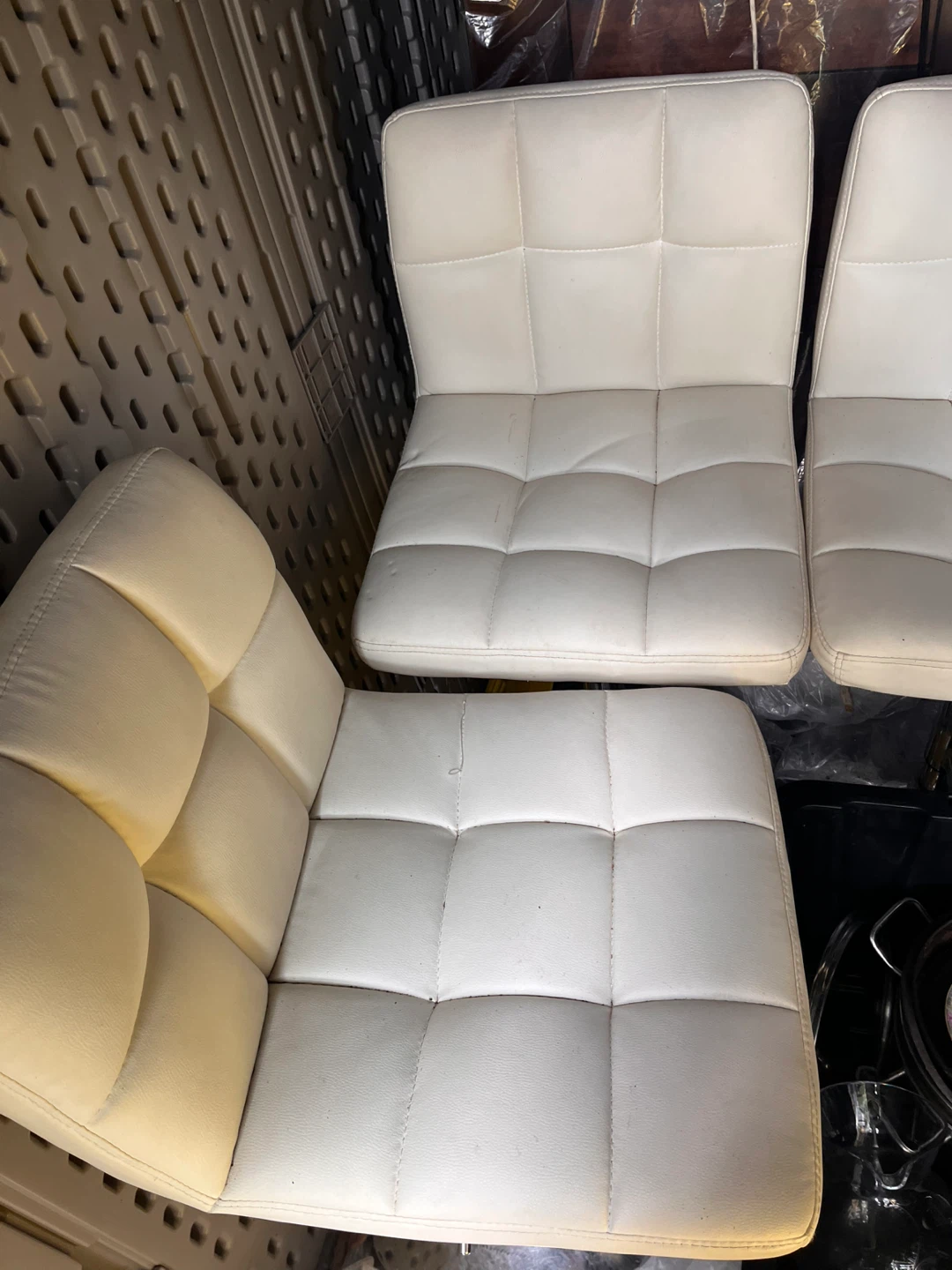 Set of 4 White Faux Leather Bar Stools - photo 4
