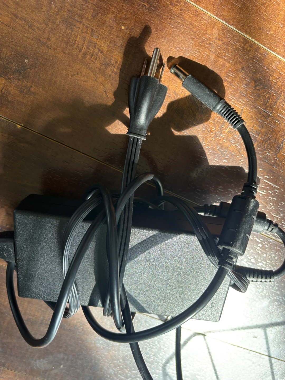 Dell and Samsung docking stations with cables - photo 5