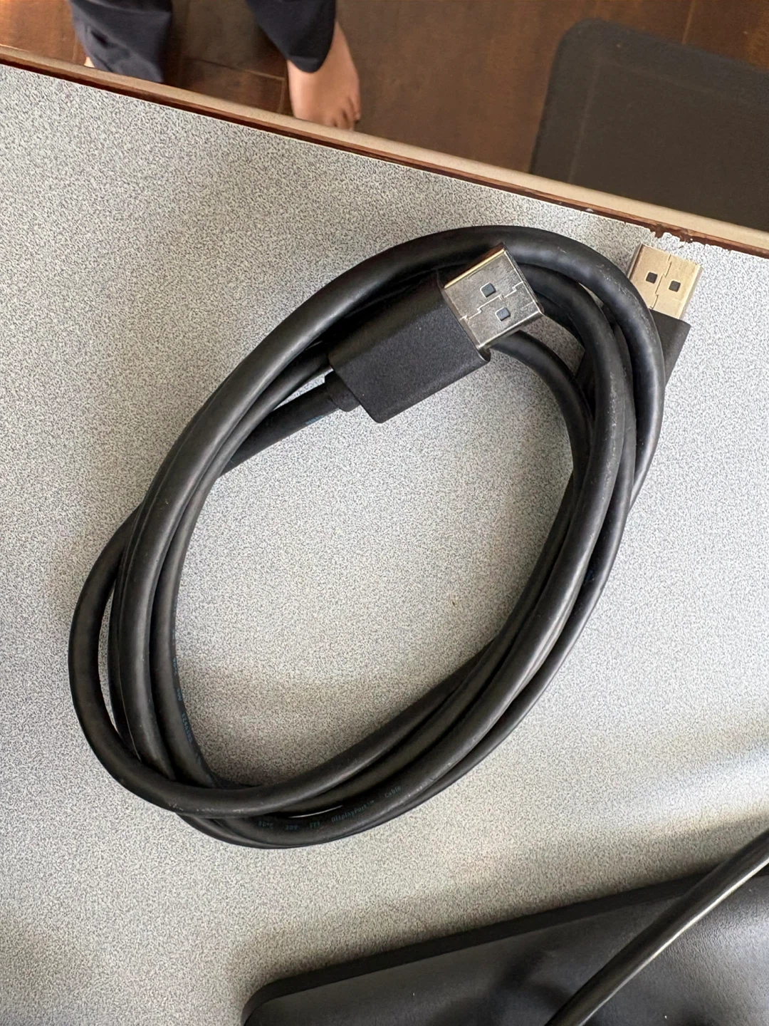 Dell and Samsung docking stations with cables - photo 4