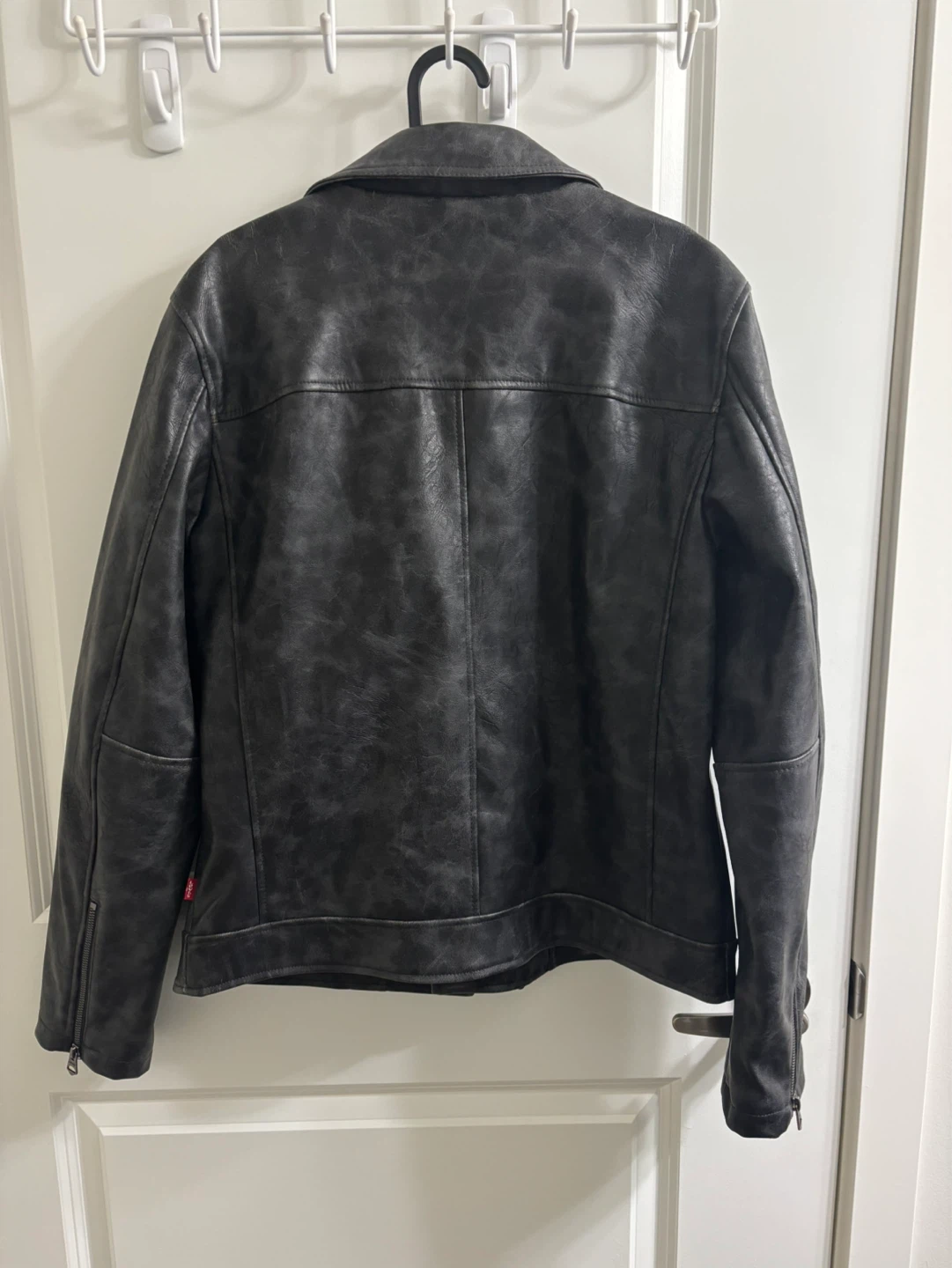 Levi’s Vintage Men’s Leather Jacket - photo 2