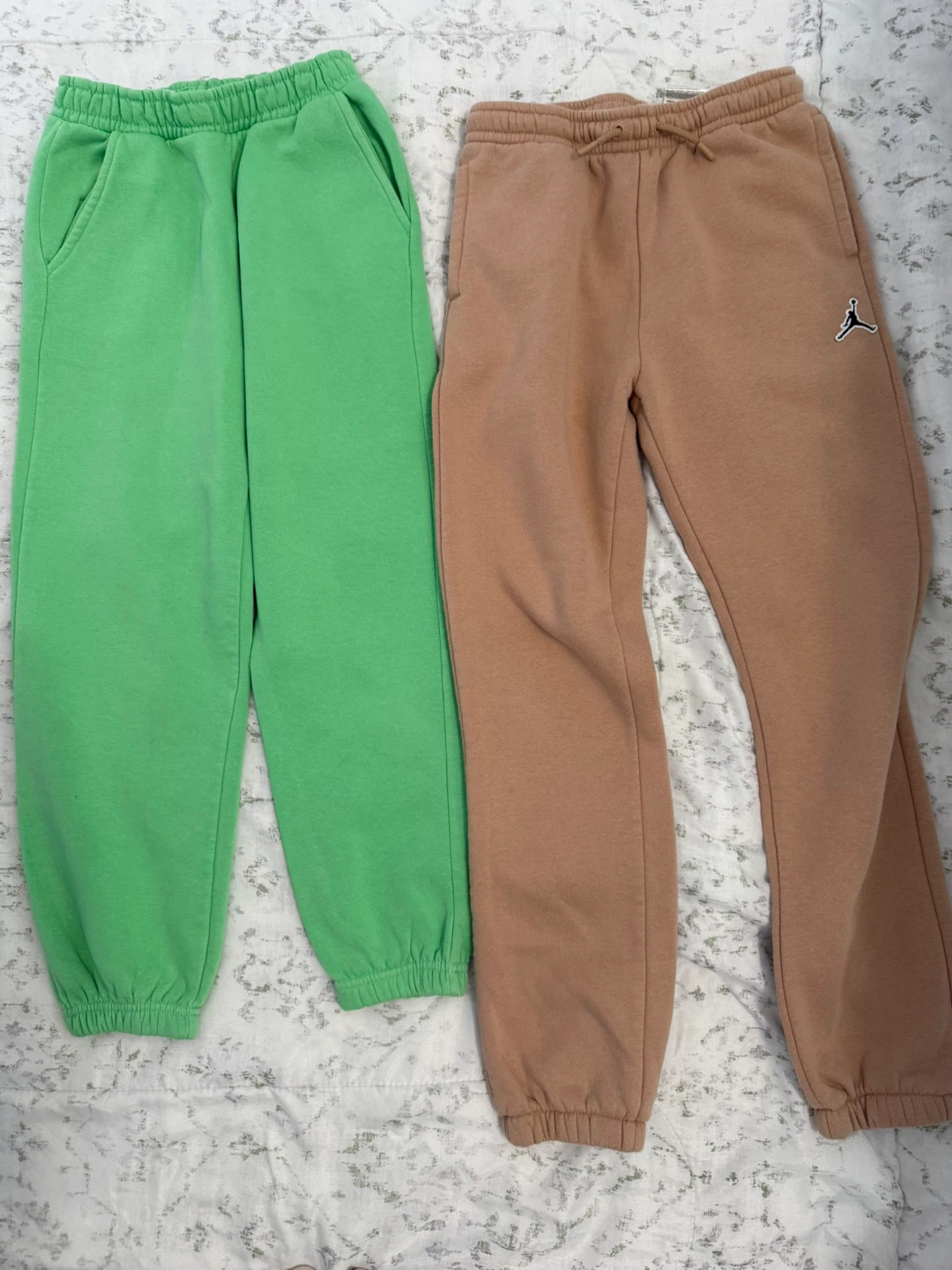Bundle of various sweatpants - photo 5