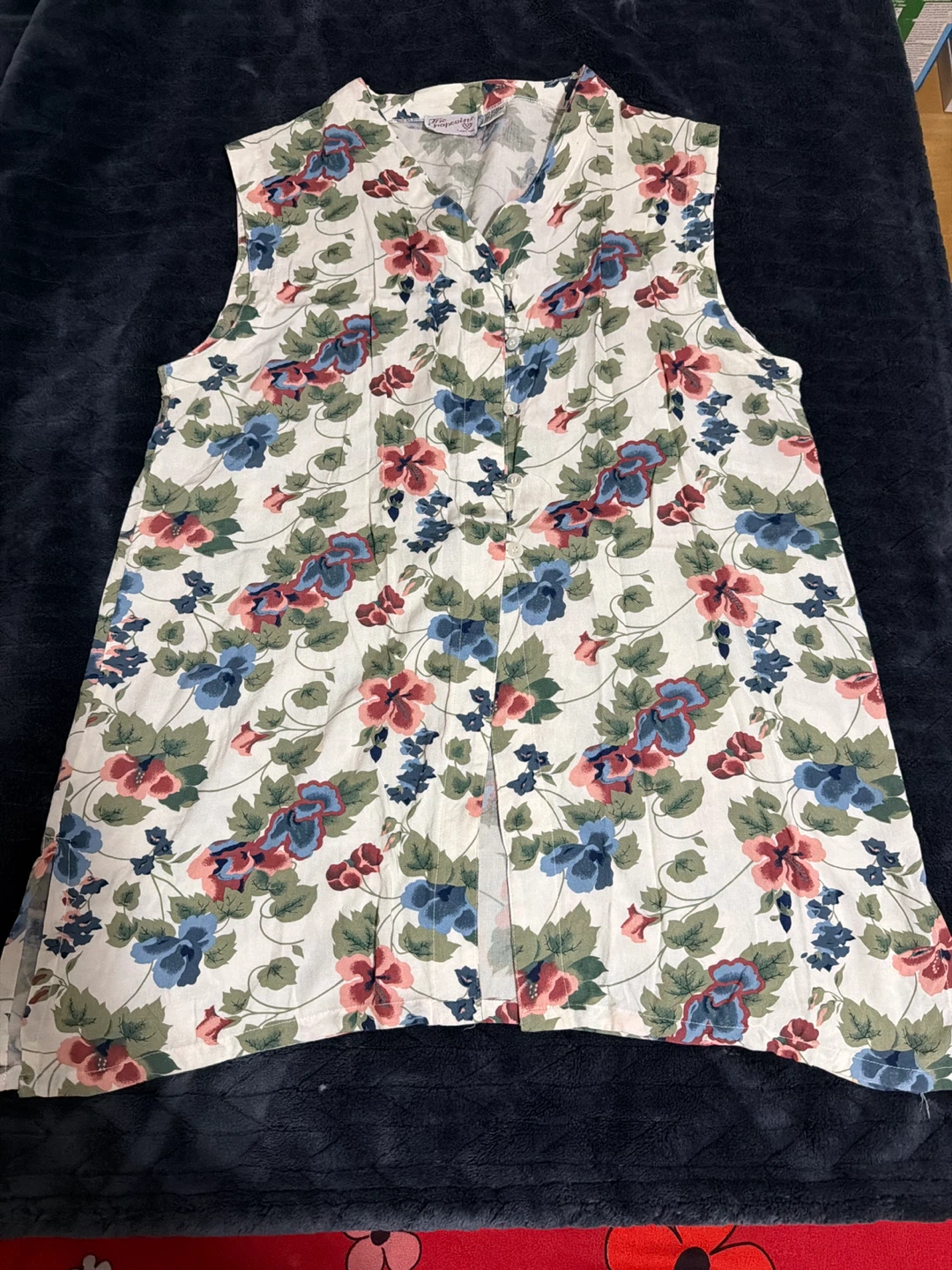 The Grapevine Women's Sleeveless Floral Blouse - Size L
