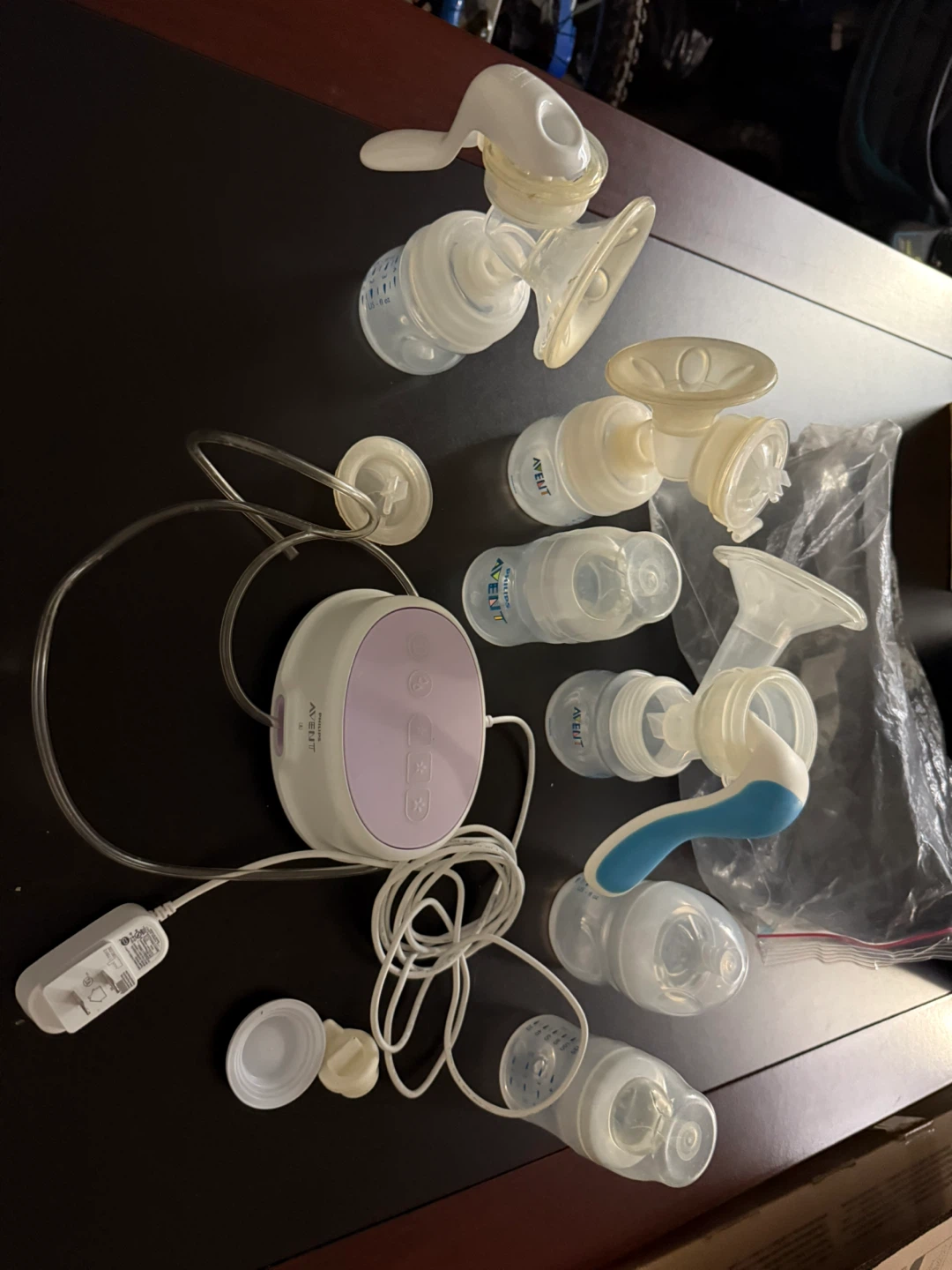 Avent Electric Breast Pump & Manual Pump $40