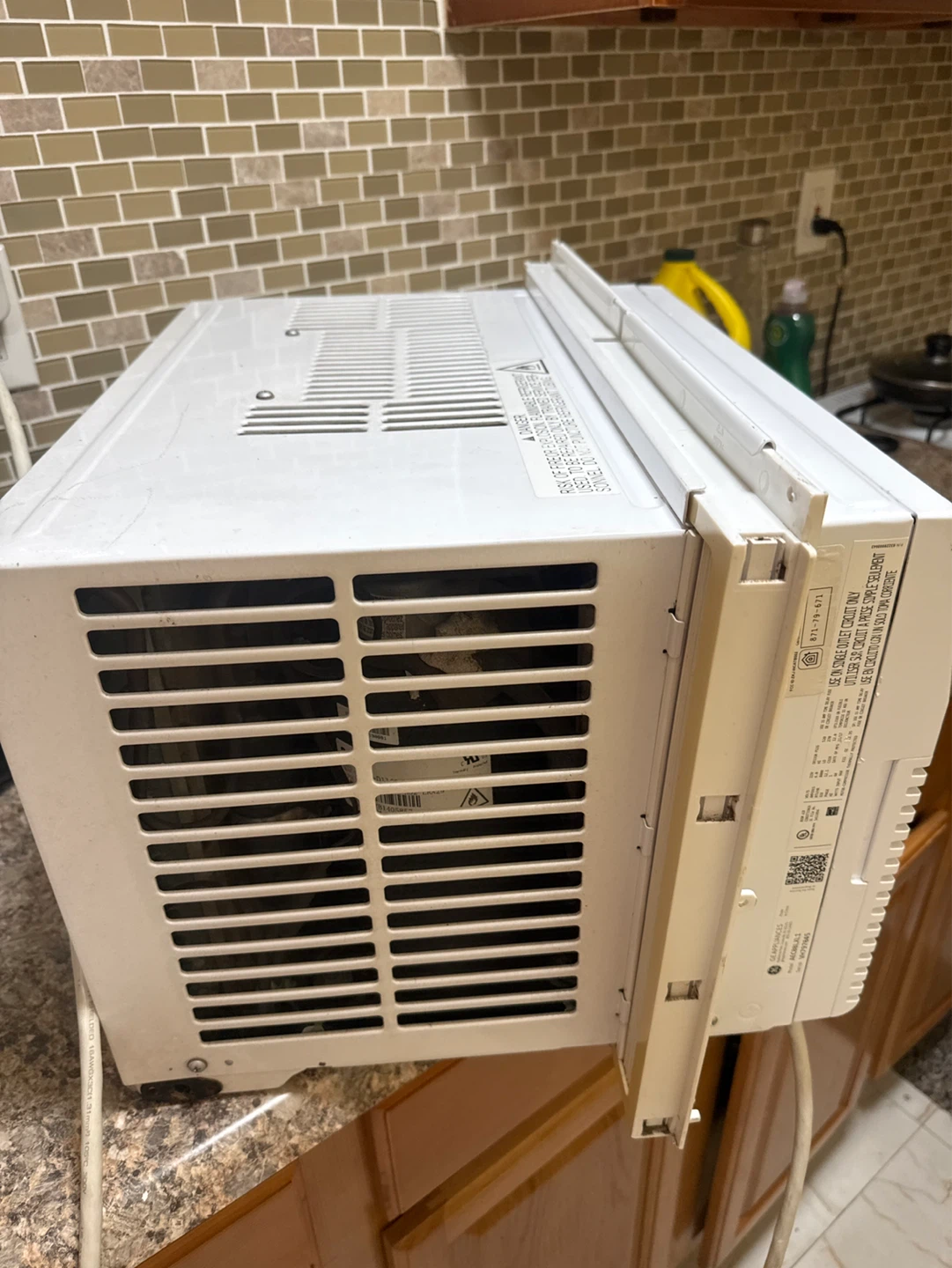 GE Window Air Conditioner - photo 2
