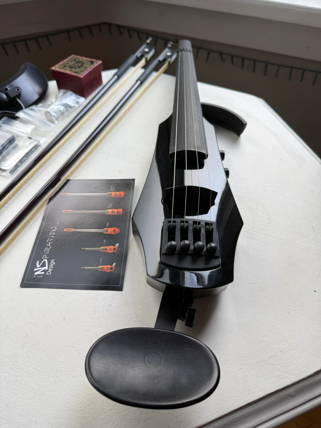 Black 4-string NS WAV Electric violin - photo 3