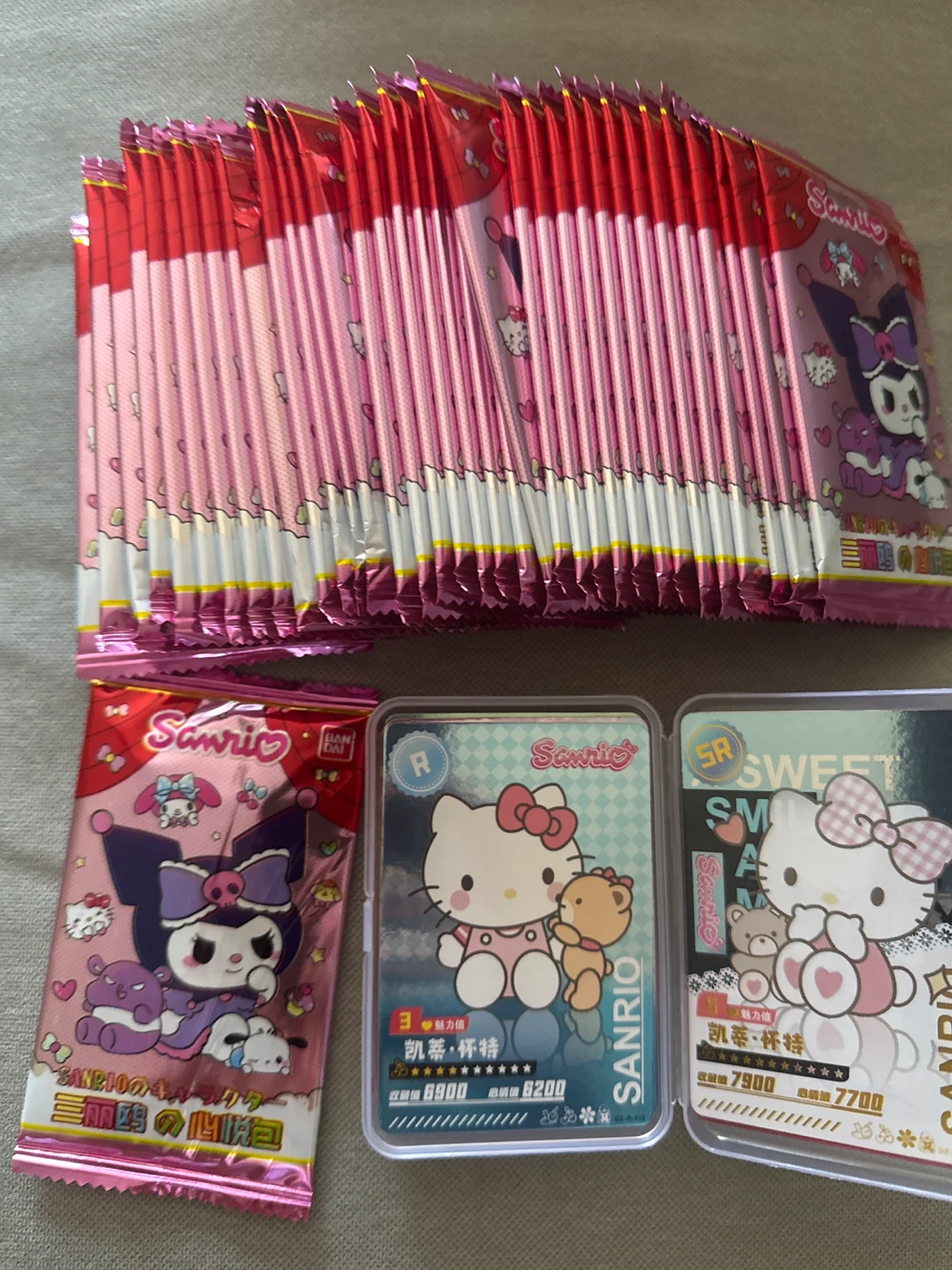 30 HELLO KITTY PACKS CARDS - photo 2