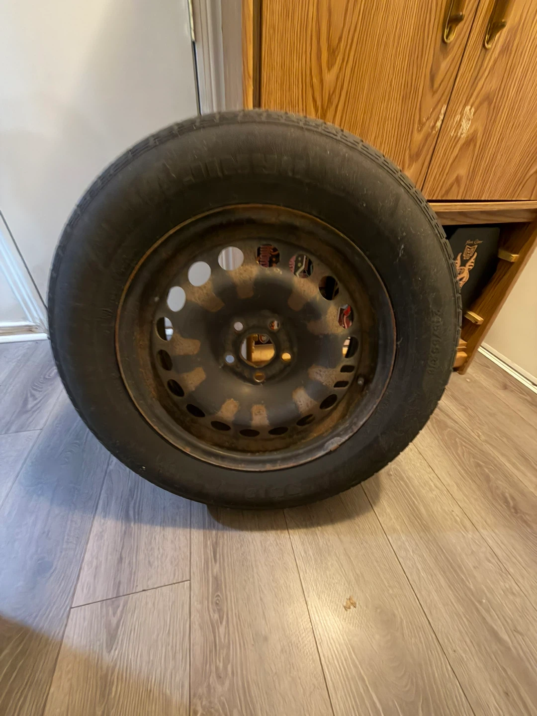 215/65R16 Tire on Rim, Summer Tires - photo 2