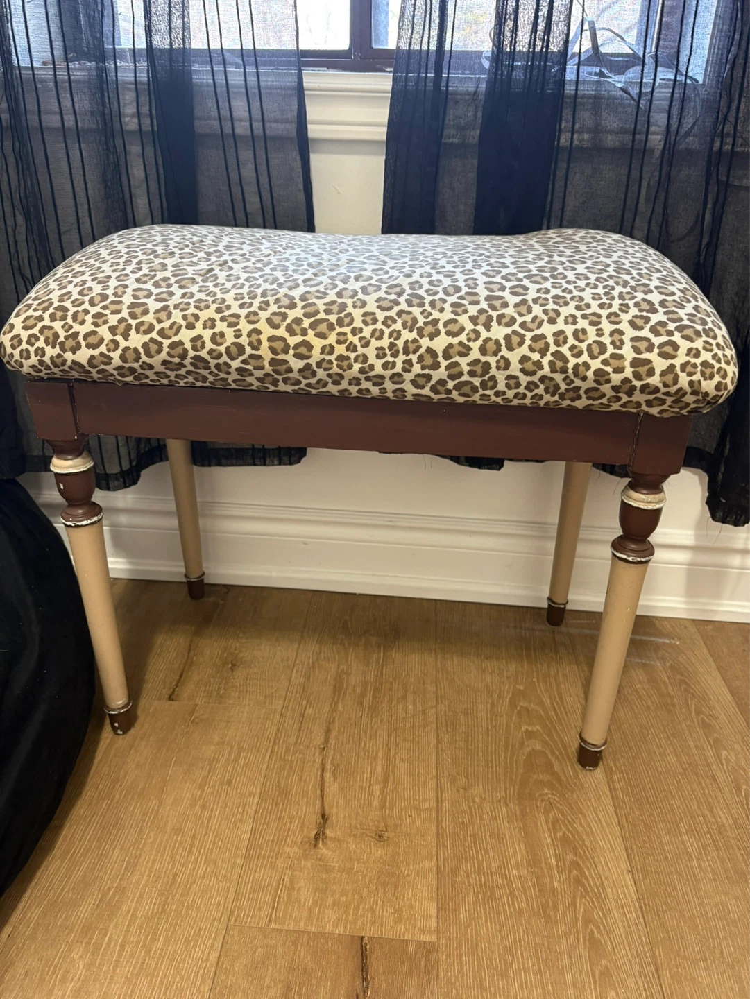 VINTAGE PIECE Leopard Print Vanity Stool - photo 2