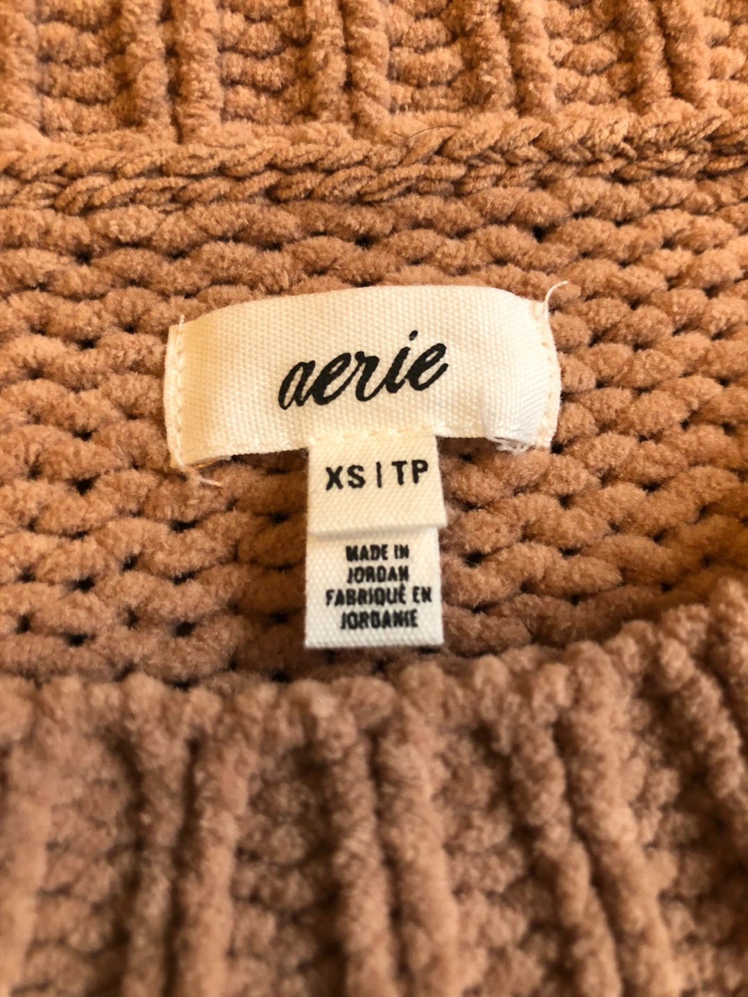 4 Sweaters - photo 4