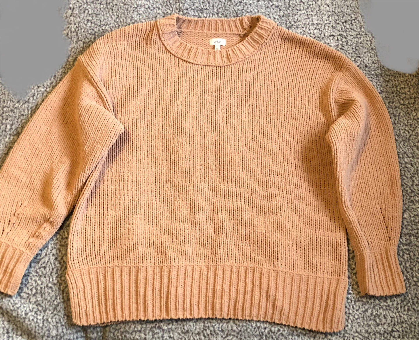 4 Sweaters - photo 3