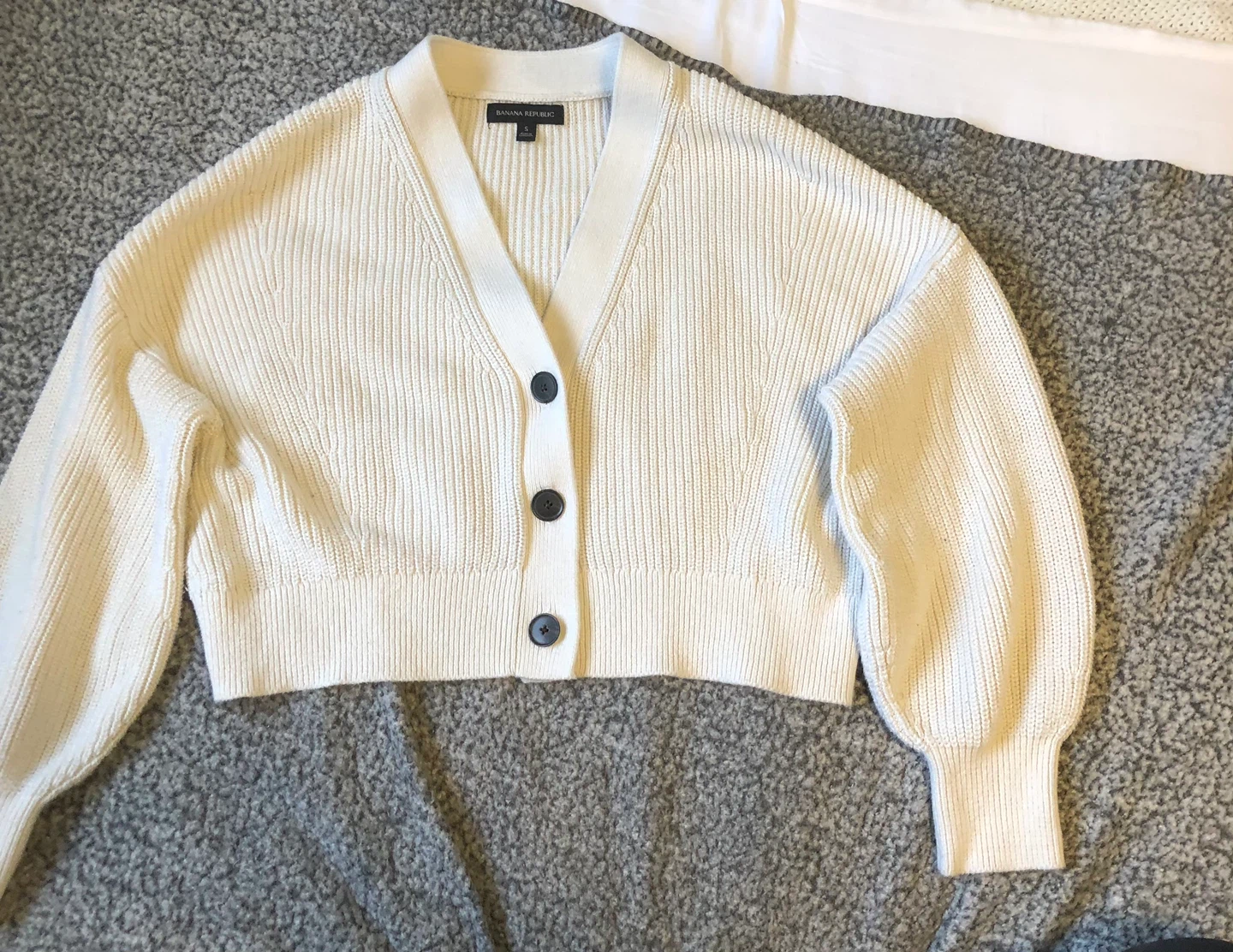 4 Sweaters