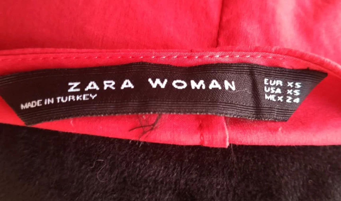 ZARA Red Wrap Dress with Puffy Sleeves - Size XS - photo 3
