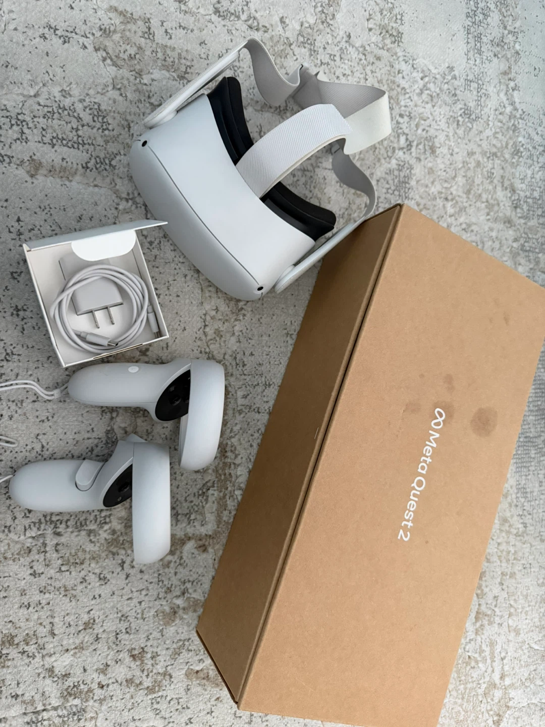 Meta Quest 2 VR Headset with Controllers - photo 3