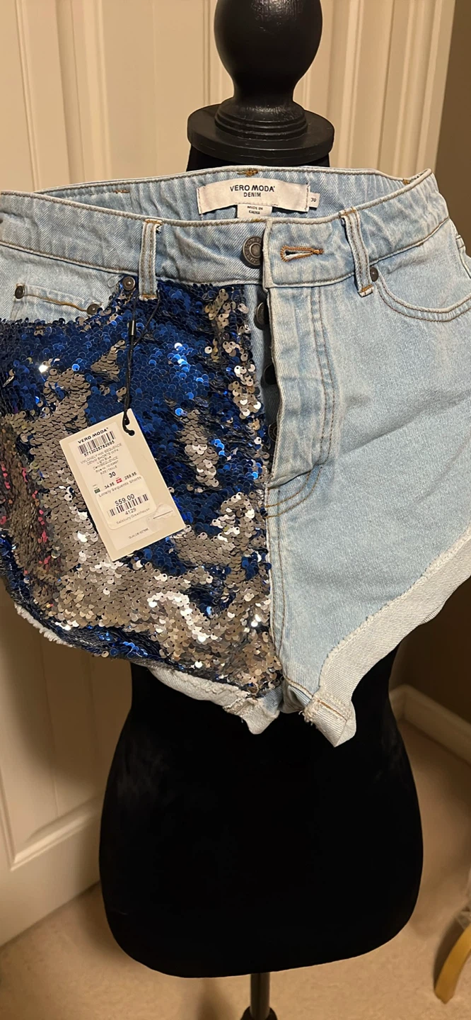 Vero Moda Denim Sequin Shorts Size 30