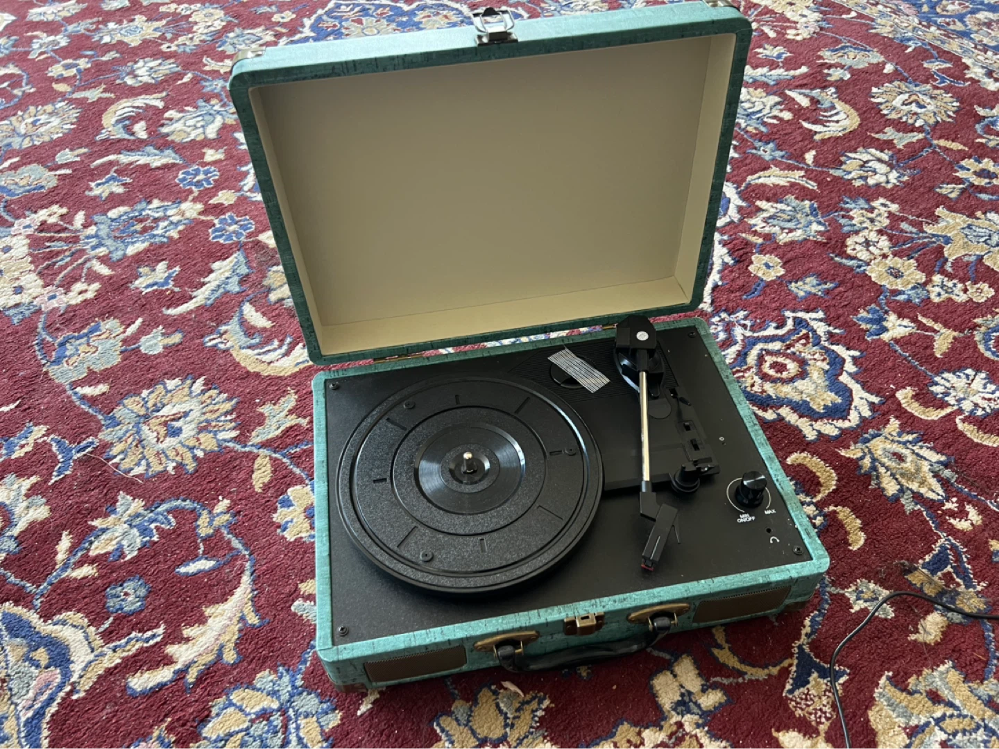 Suitcase Vinyl Player - photo 2