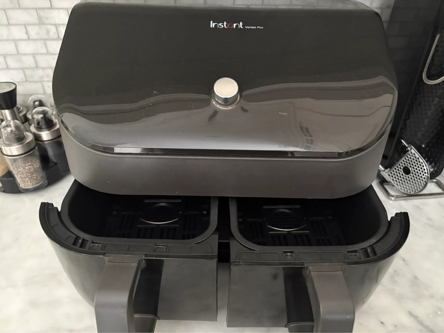 Instant Vortex Plus 6-Quart Dual Basket Air Fryer