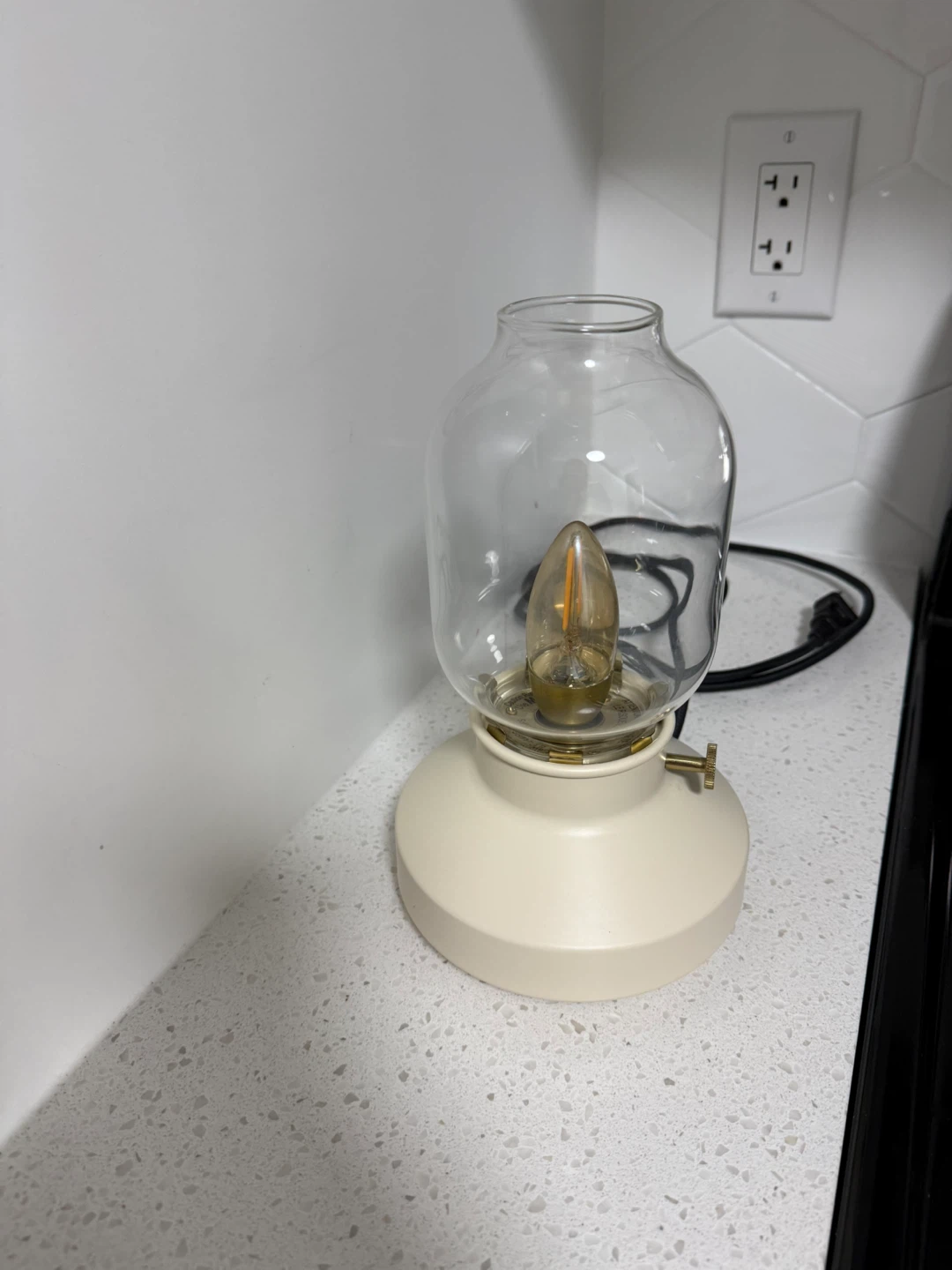 Excellent like-new condition vintage looking ikeaa lamp - photo 3