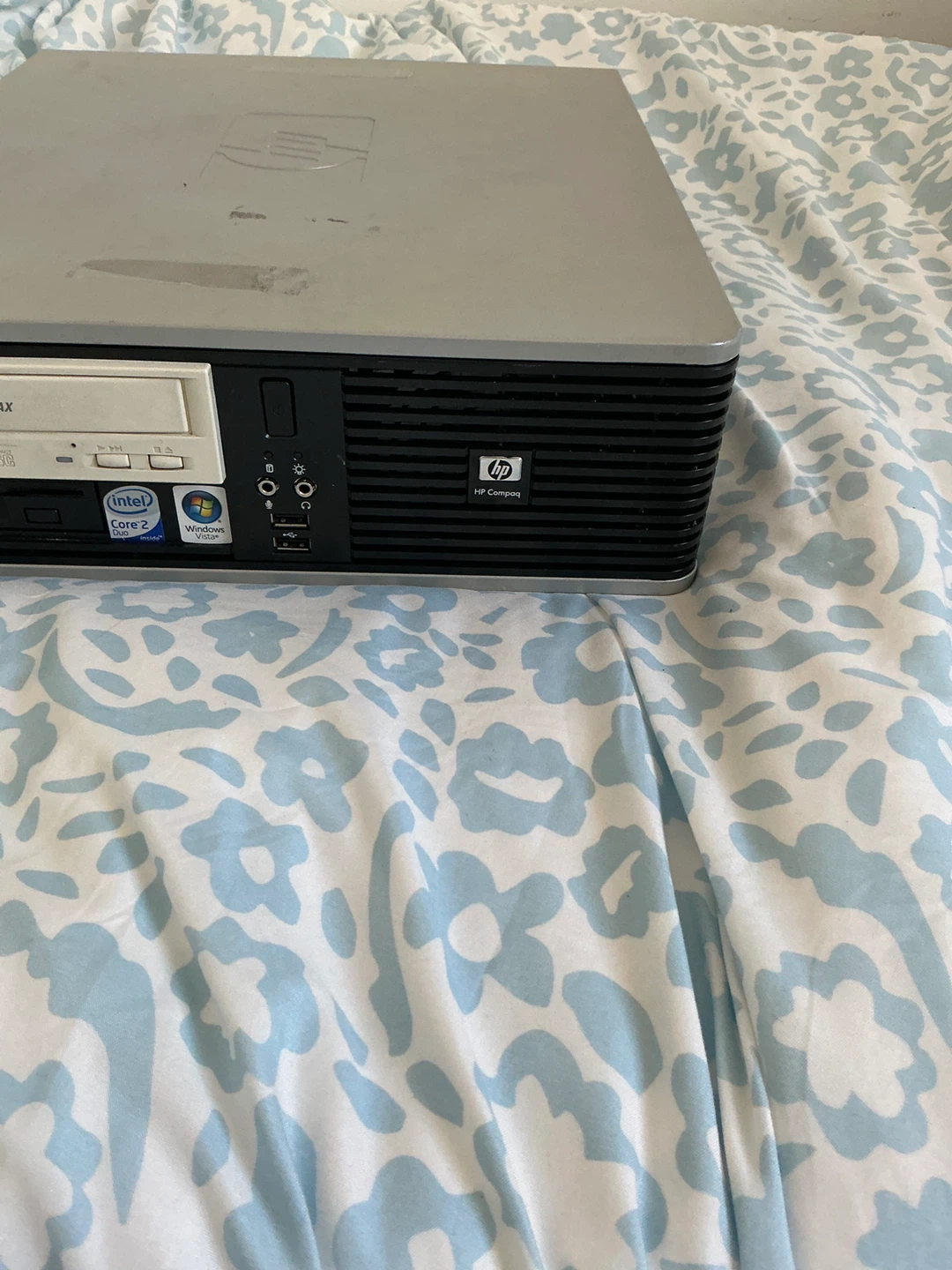 Retro 2000s PC case - photo 2