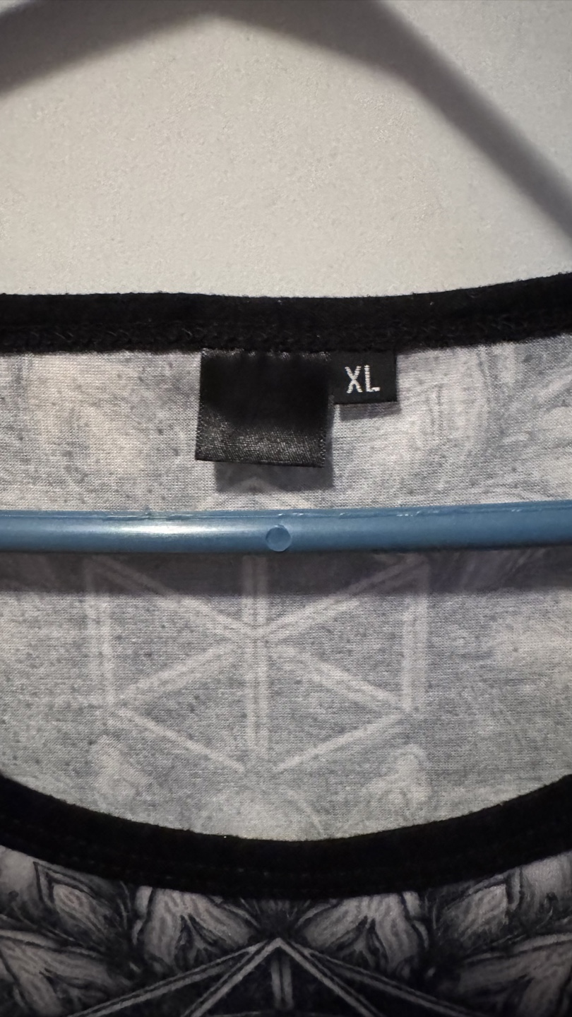 Electro Threads XL Tank Top - Geometric Print - photo 2