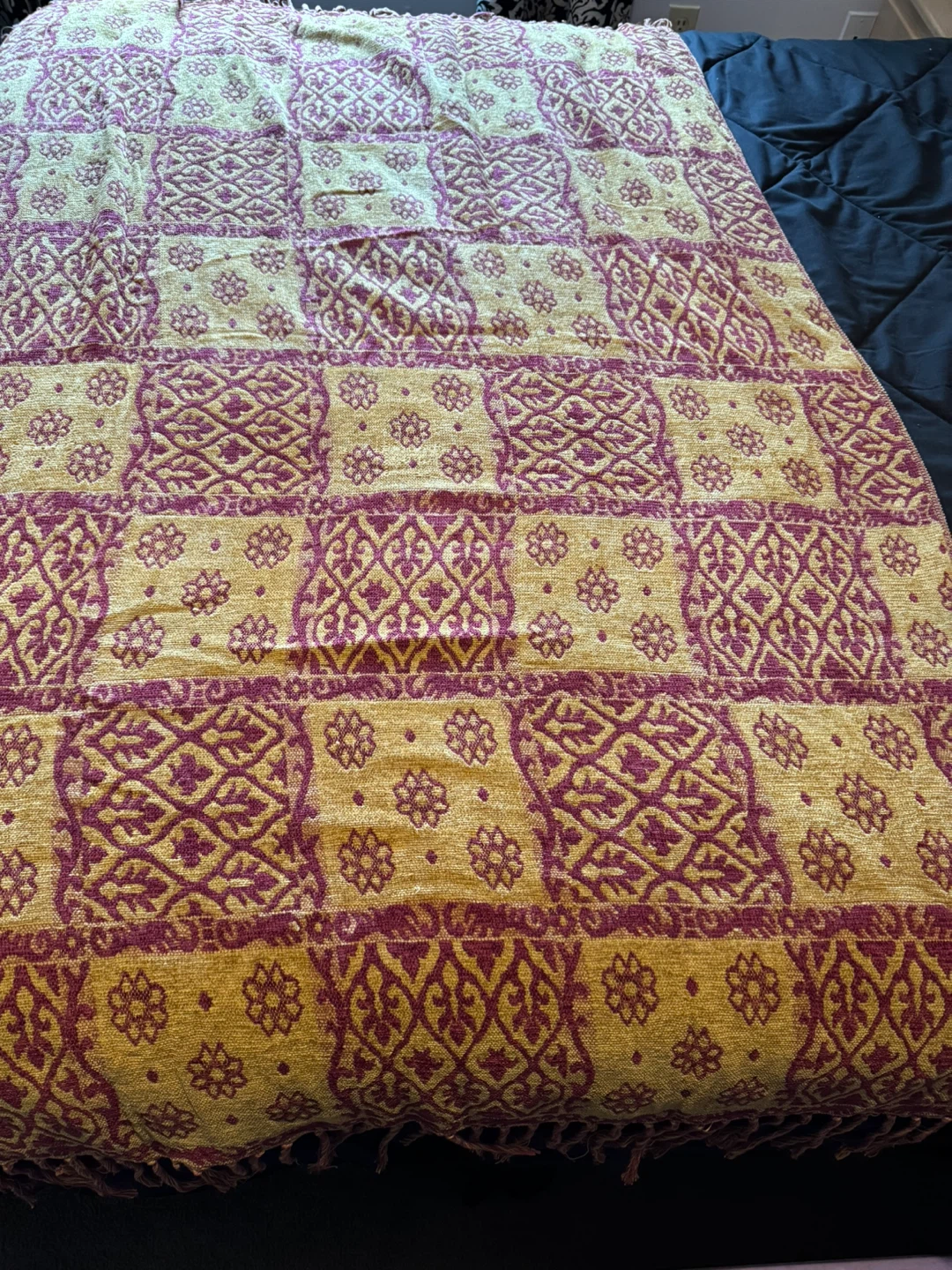 Textured Throw Blanket - Burgundy and Gold - photo 3