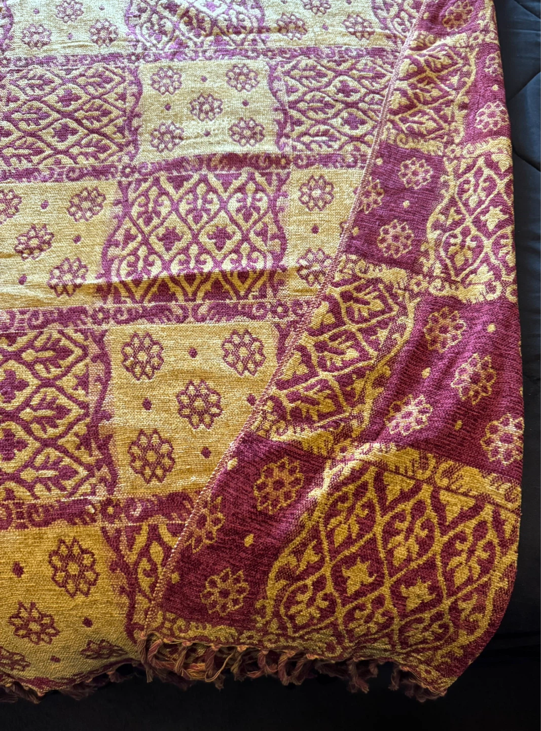 Textured Throw Blanket - Burgundy and Gold - photo 2