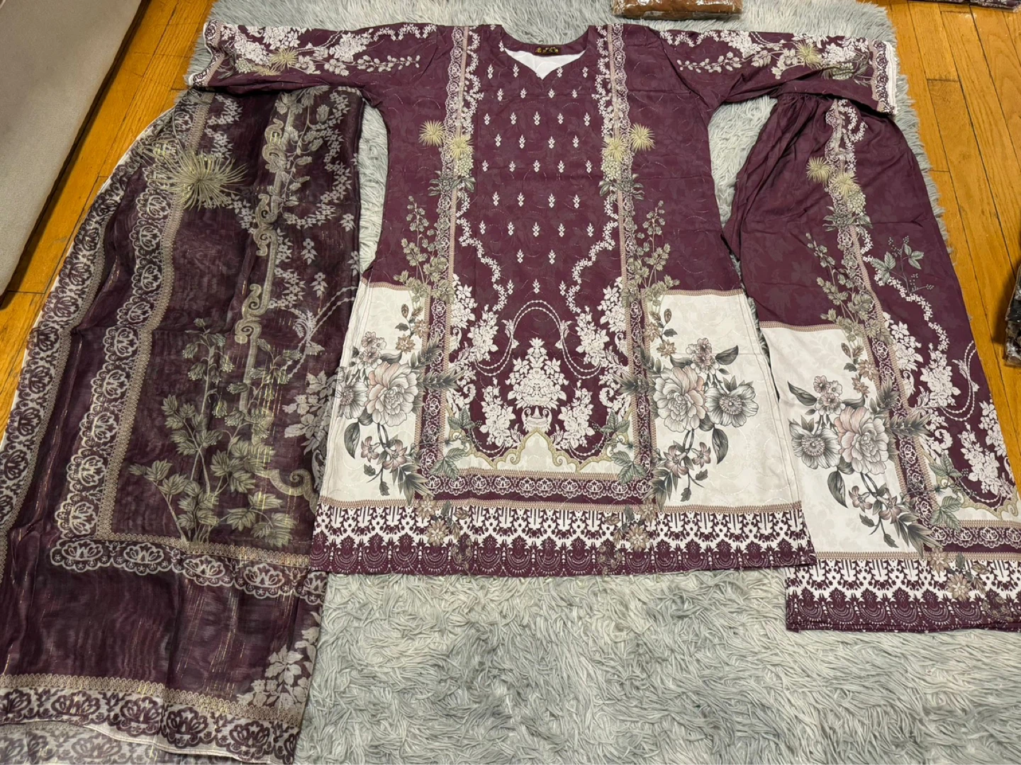 Women's Embroidered Lawn Suit with Dupatta