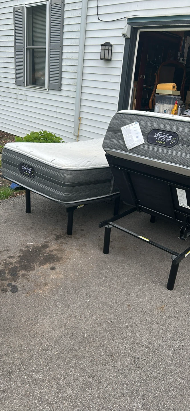 Beautyrest Black Hybrid Adjustable Bed - photo 4
