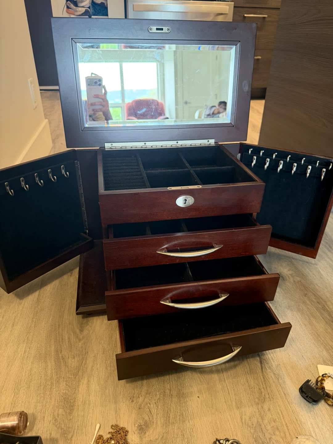 Wooden Jewellery Box with Mirror and Drawers - photo 2