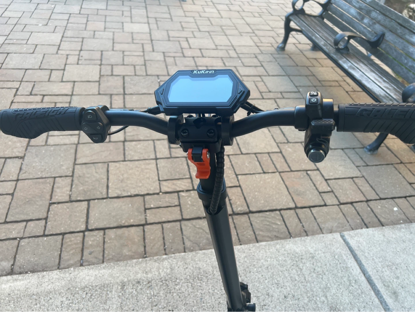 Kukirin G2 Master Electric Scooter - photo 2