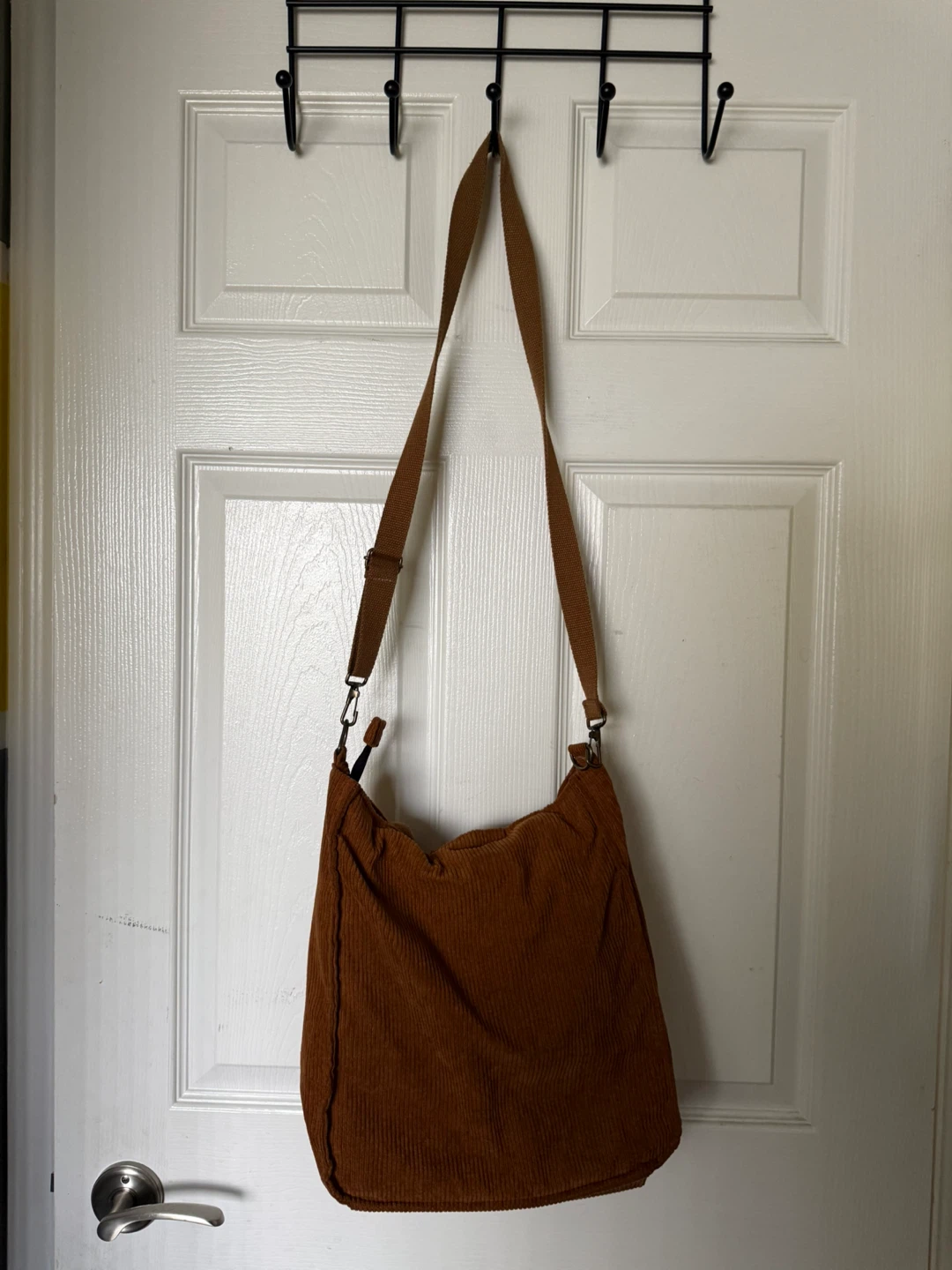 Versatile Brown Corduroy Hobo Bag – Multi-Pocket - photo 2