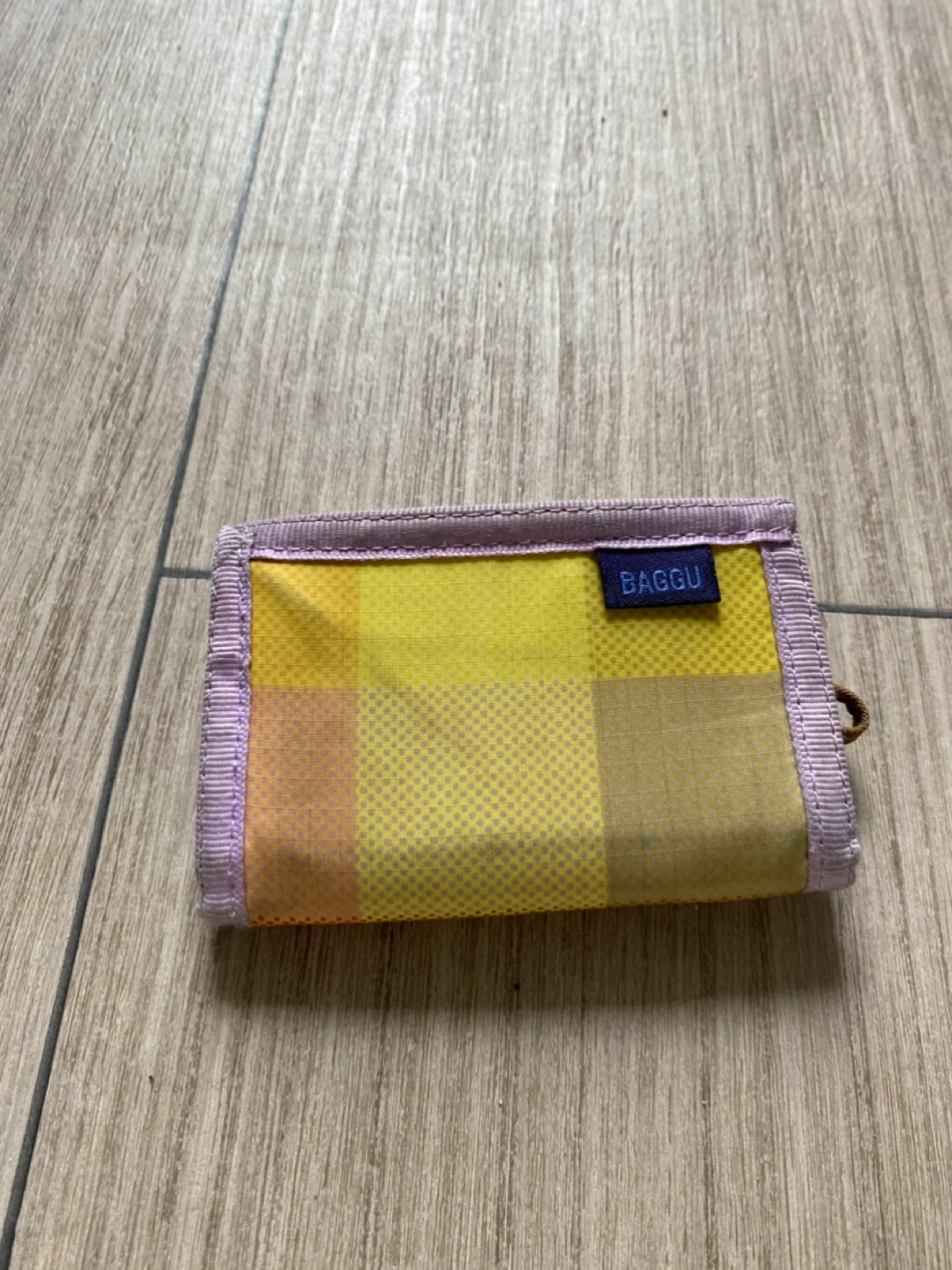Baggu wallet