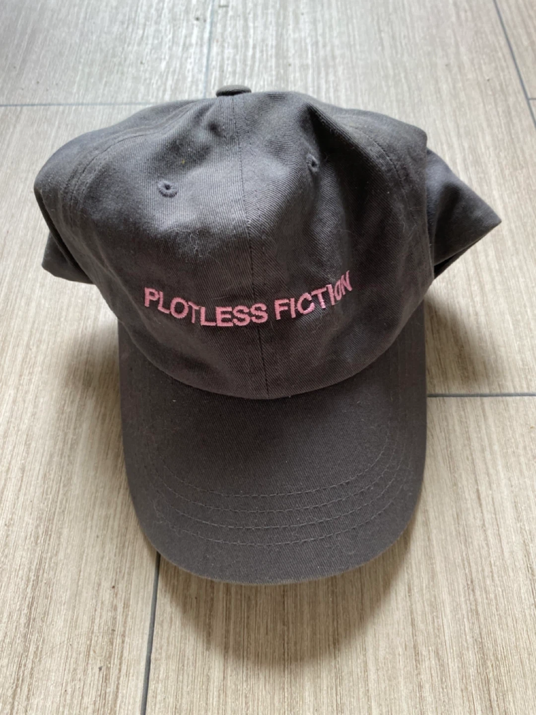 Type Books hat