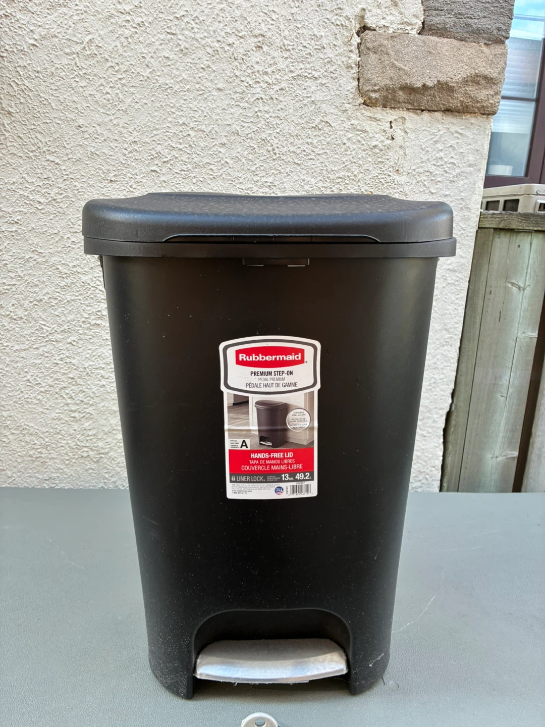 $15 NEW Rubbermaid GARBAGE can Plastic Step-On Wastebasket black - photo 2