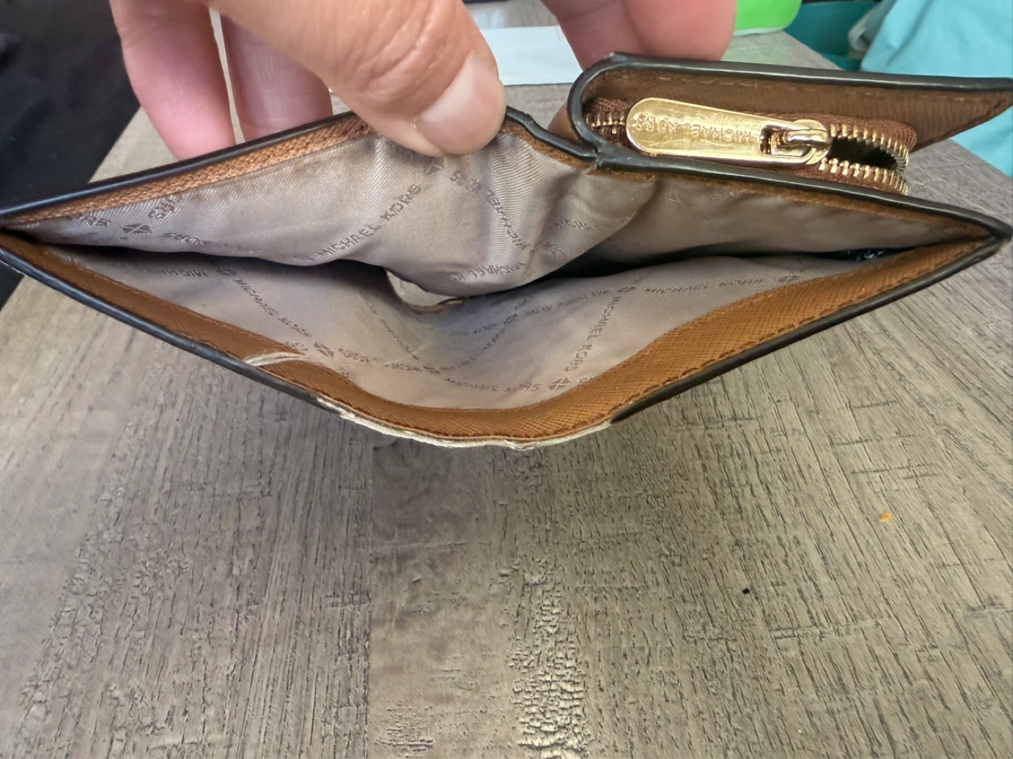 Michael Kors Wallet - photo 5