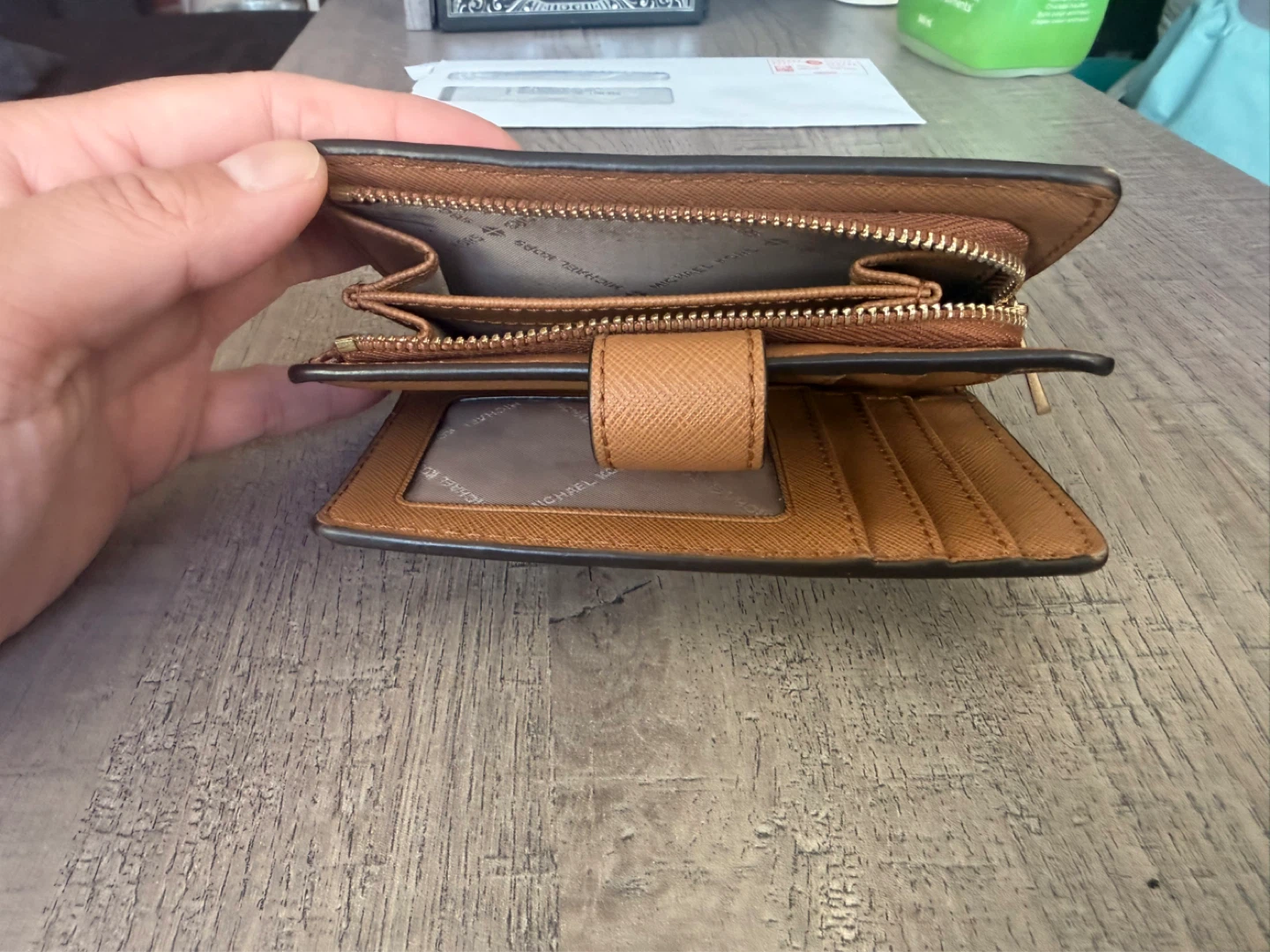 Michael Kors Wallet - photo 4