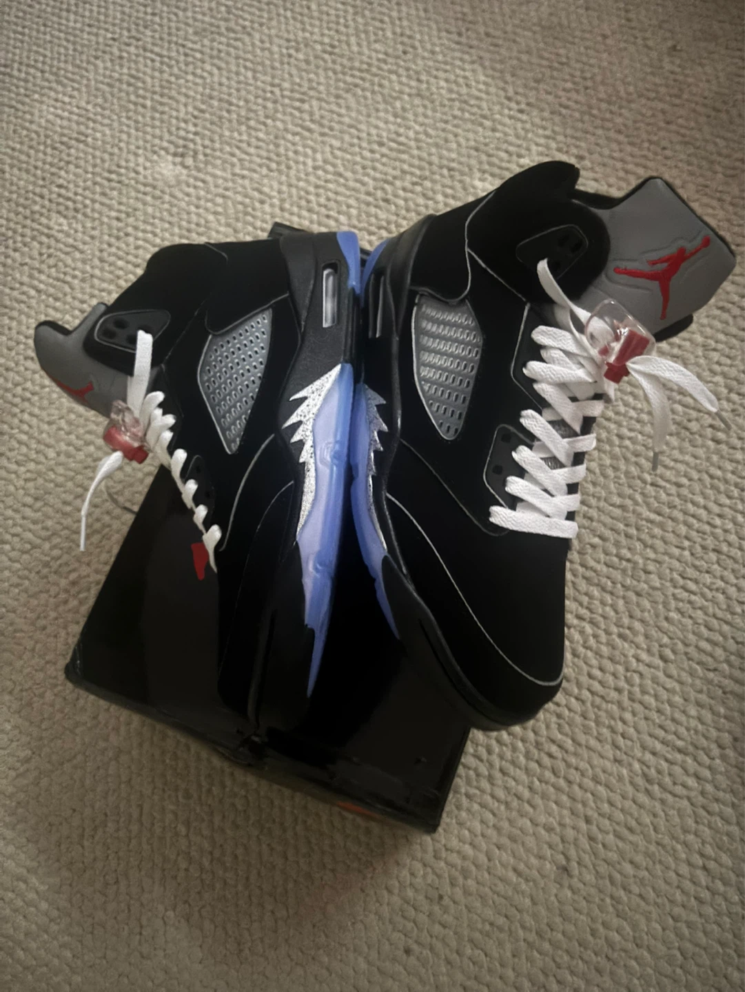 Jordan 5 Retro metallic