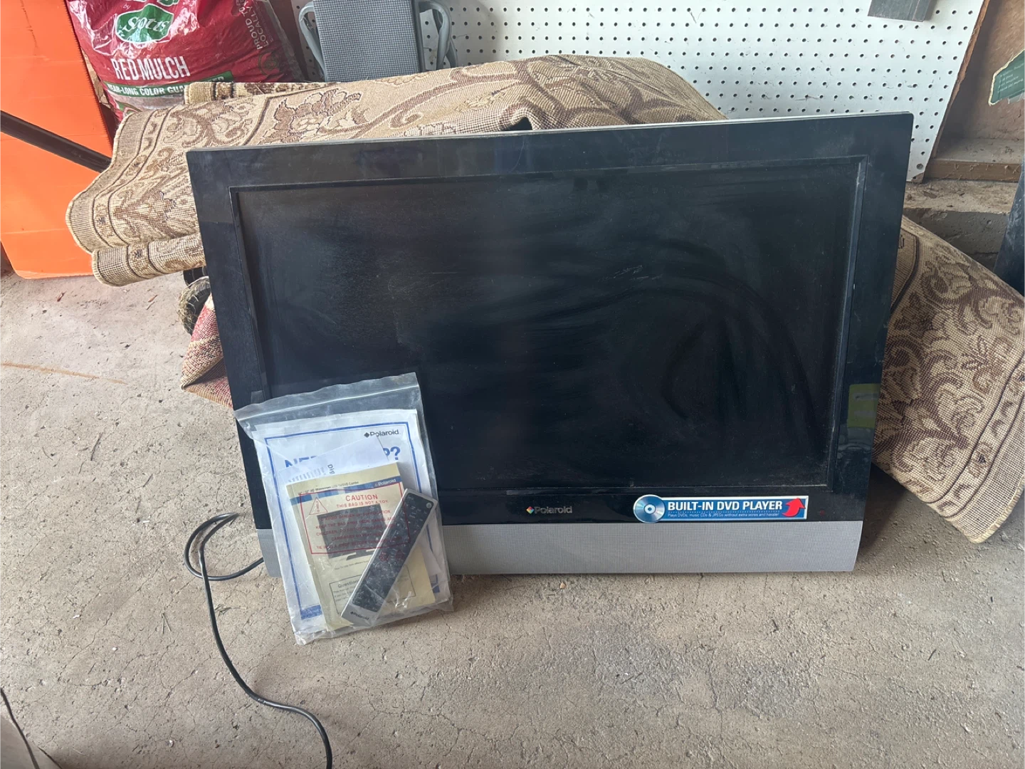 Polaroid TV with Built-in DVD Player