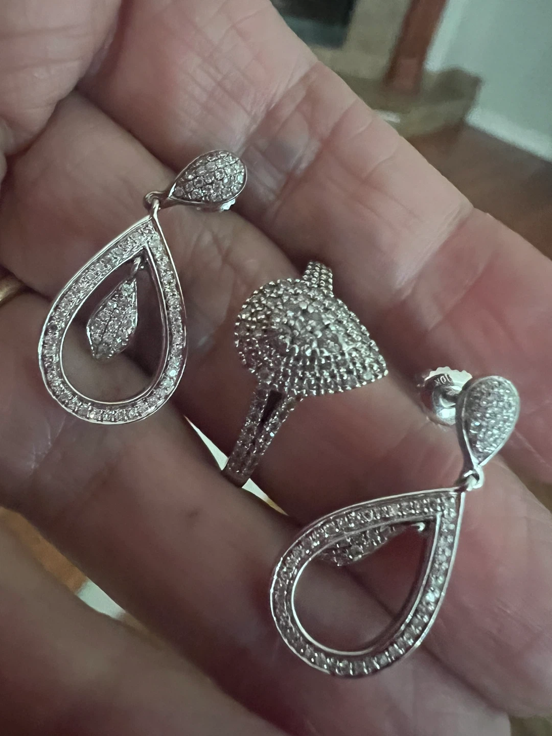 10k Diamond Drop Earrings and Ring Set