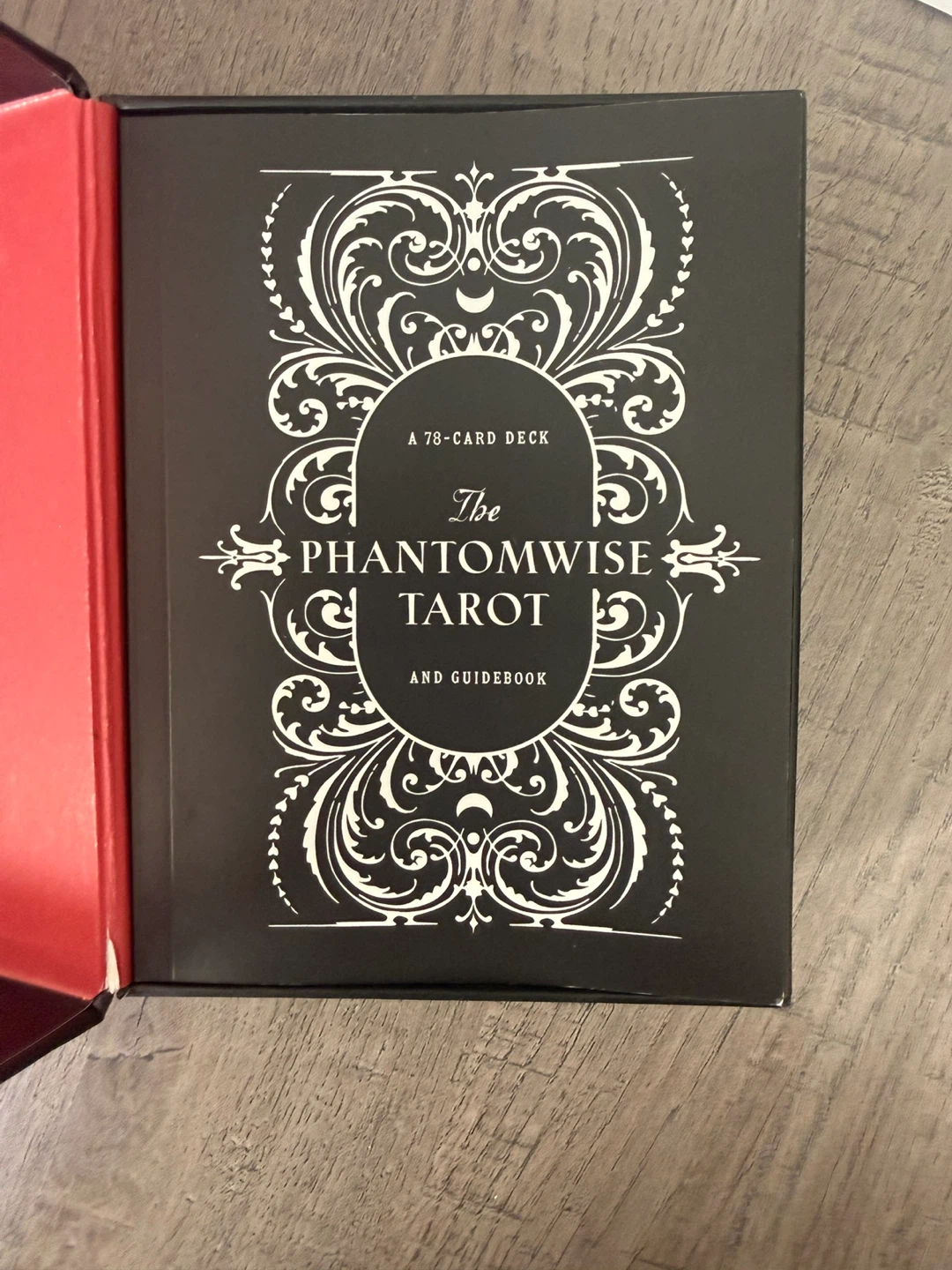 The Phantomwise Tarot Deck - photo 4