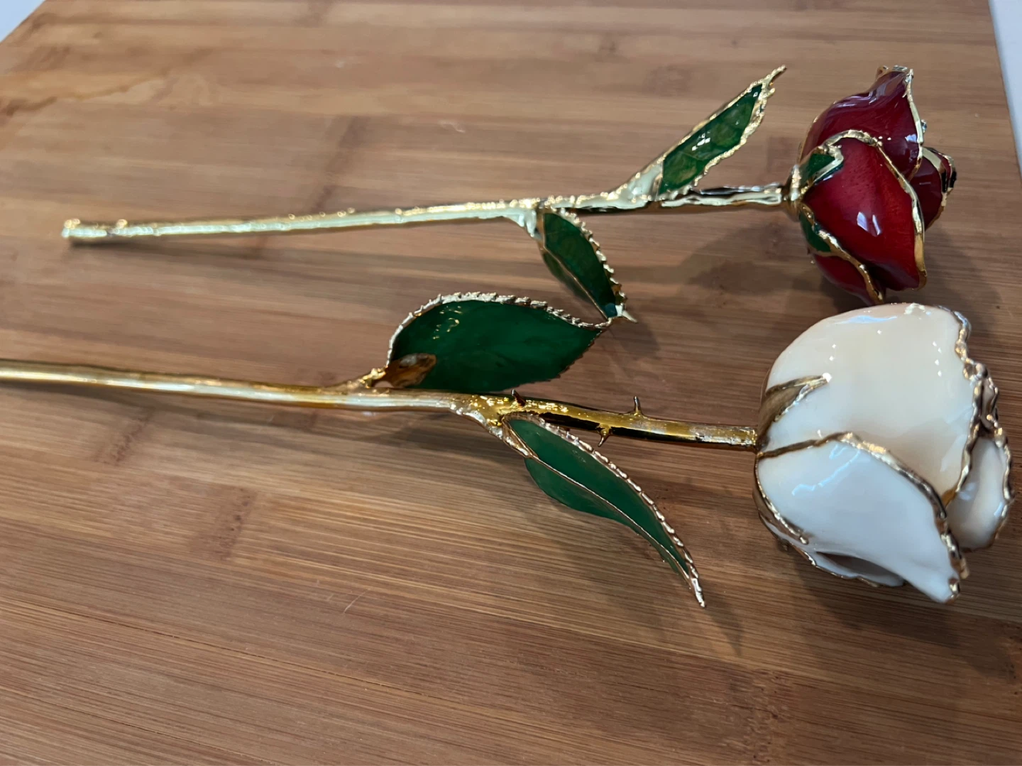 The forever rose - gold tipped roses (2) - photo 3