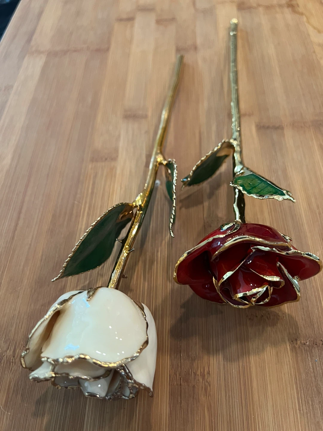 The forever rose - gold tipped roses (2) - photo 4
