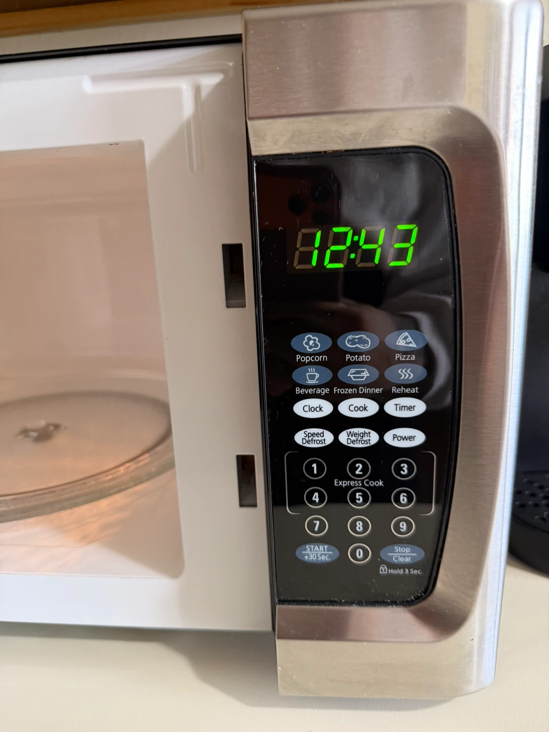 Oster stainless steel microwave - photo 5