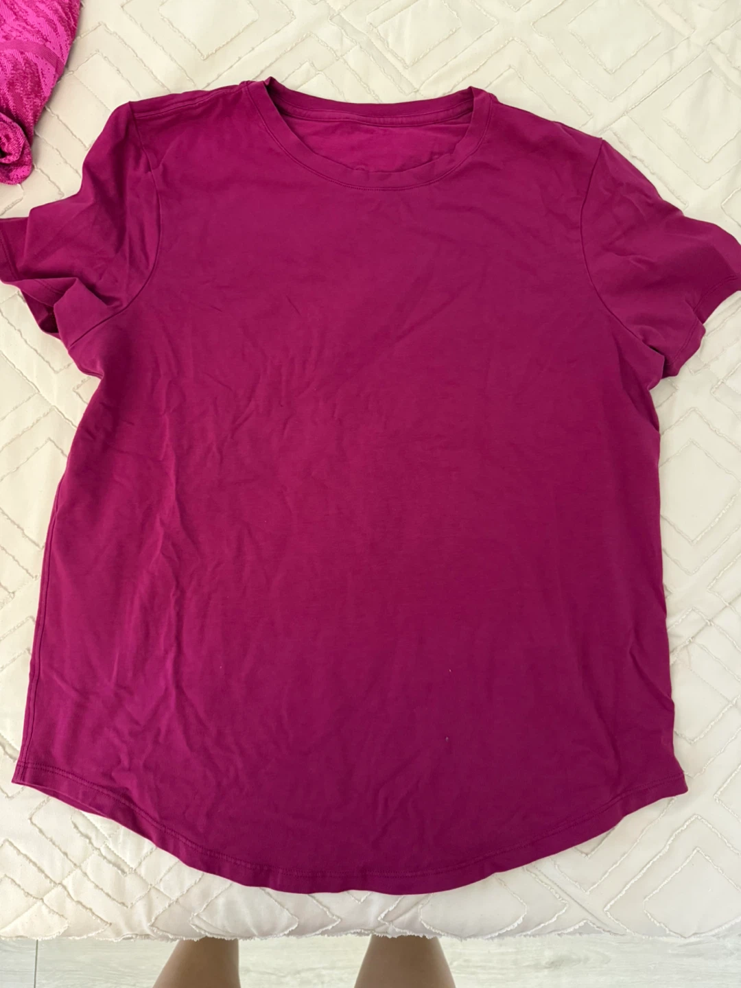 Lululemon T-Shirt - Magenta
