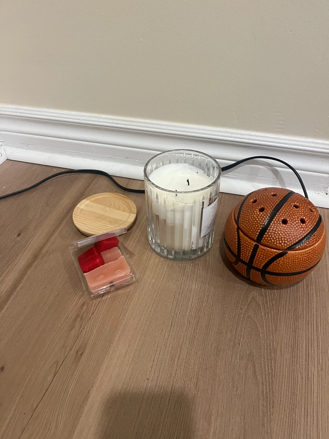Basketball Wax Warmer with Candle and Wax Melts