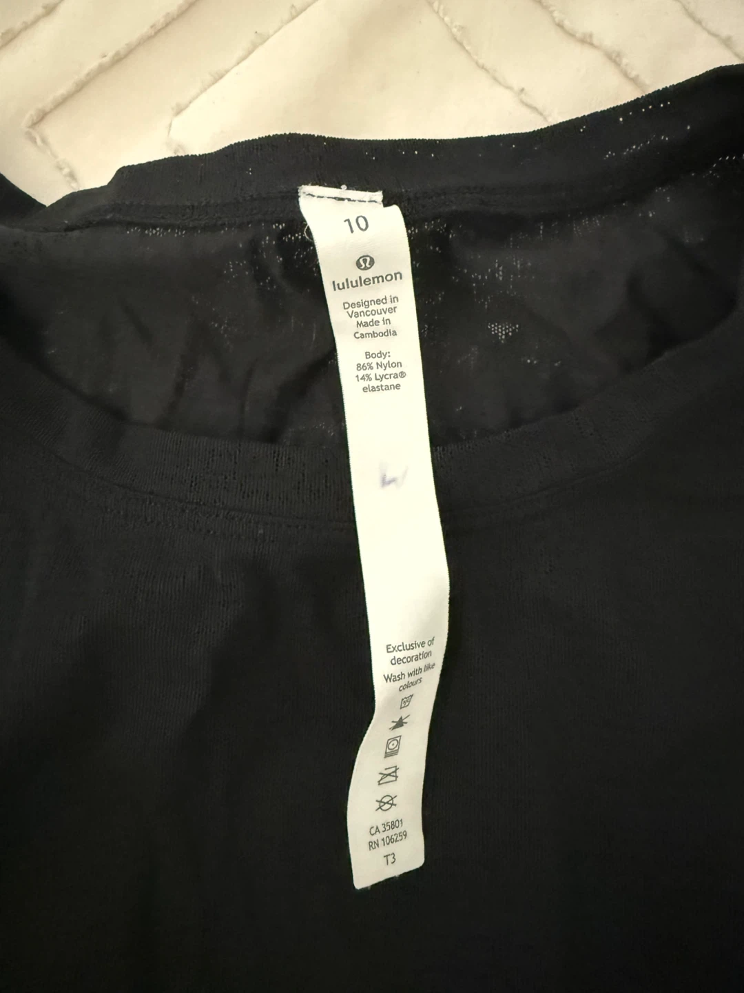 Lululemon Black T-Shirt Size 10 - photo 2