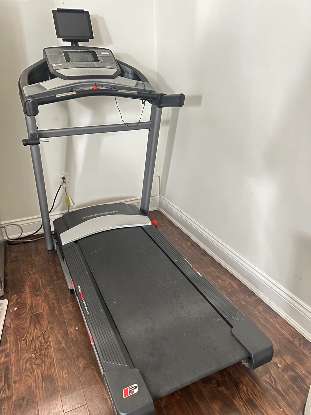 PRO-FORM 350SX Treadmill with ProShox Cushioning - photo 5